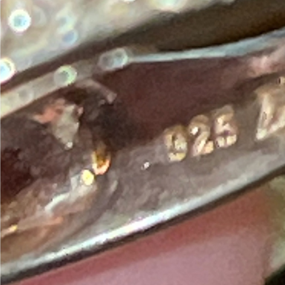 Bezel Set Oval Green Amethyst Ring - image 4